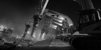 AVEGO închirieri excavatoare și alte utilaje de construcții, parc auto propriu Inchirieri utilaje Bacau