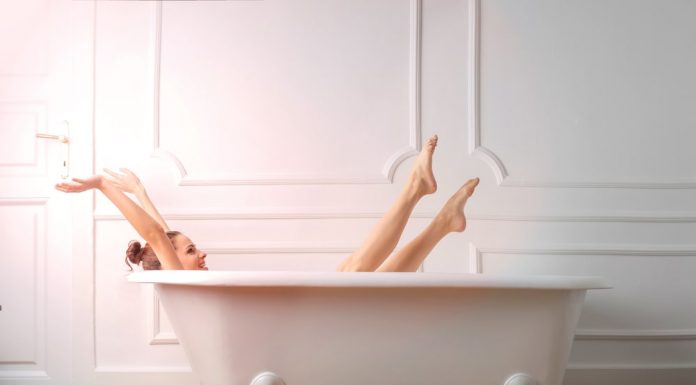 Vrei sa achizitionezi o cada pentru baia ta? Iata care sunt avantajele de care te vei bucura