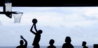 Iată 5 motive pentru care lumea iubește baschetul