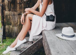 Top 5 accesorii fabuloase pentru a purta cu stil o rochie alba