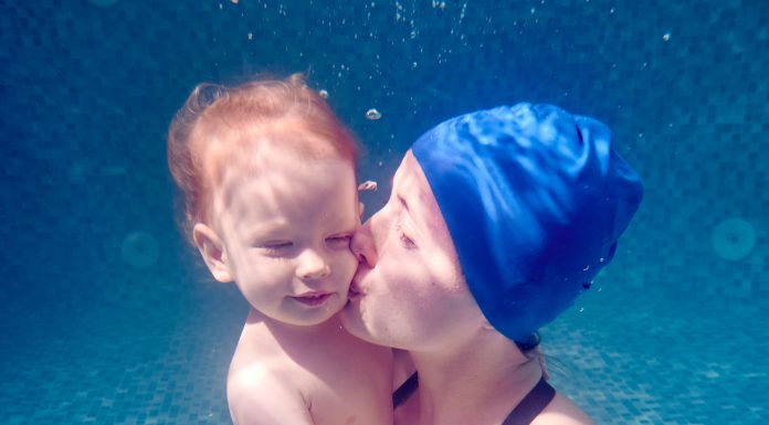 Ești proaspătă mămică? Află cum trebuie să ai grijă de sănătatea ta și a bebelușului! Ești proaspătă mămică Află cum trebuie să ai grijă de sănătatea ta și a bebelușui!-min