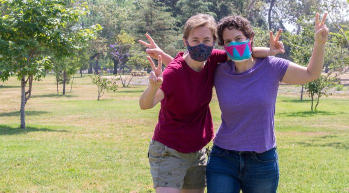 Cum se imbraca bacauancele in perioada Starii de Alerta pentru o iesire cu prietenii