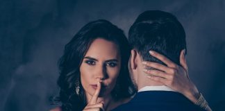 Cunoști psihologia modei? Află AICI motivele pentru care bărbații preferă aceste 5 articole din garderoba femeilor