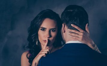 Cunoști psihologia modei? Află AICI motivele pentru care bărbații preferă aceste 5 articole din garderoba femeilor