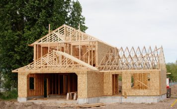 3 moduri în care poți folosi OSB-ul pentru construcția casei tale 3 moduri în care poți folosi OSB-ul pentru construcția casei tale