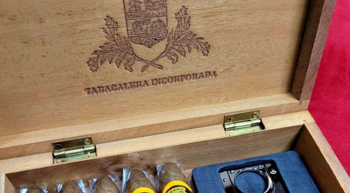 Cadourile de lux: seturi de trabucuri, o alegere rafinată pentru ocazii speciale Cadourile de lux seturi de trabucuri, o alegere rafinată pentru ocazii speciale