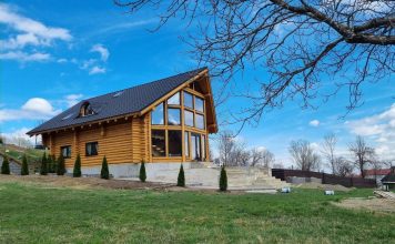 Cabana din buşteni – o investiţie avantajoasă pentru o pensiune montană Cabana din buşteni - o investiţie avantajoasă pentru o pensiune montană