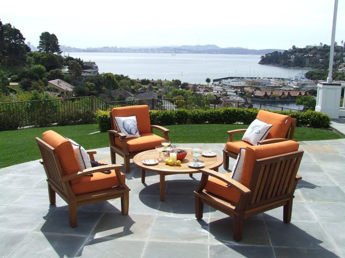 Mobilier de balcon și terasă care nu te lasă după prima ploaie: alegeri simple, pentru case din Bacău Mobilier de balcon și terasă care nu te lasă după prima ploaie: alegeri simple, pentru case din Bacău